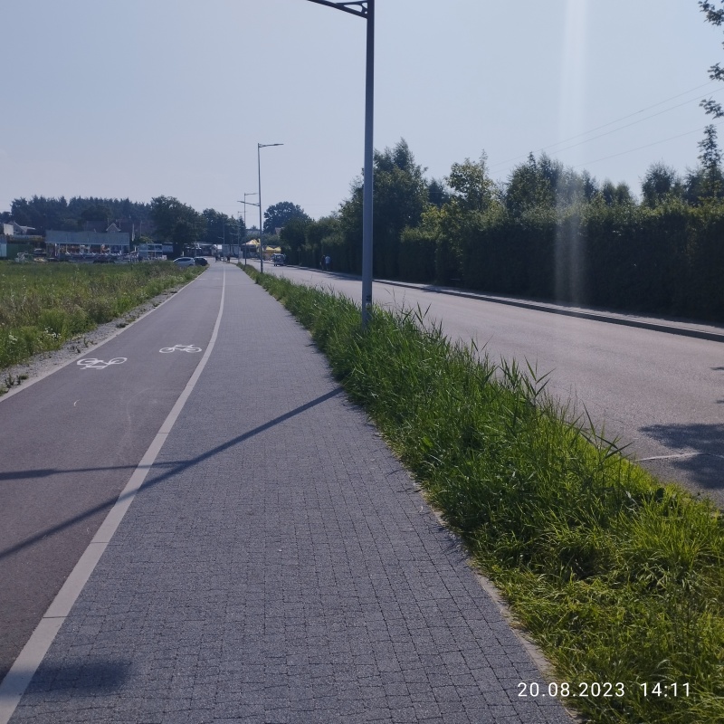 Zadbana działka na sprzedaż - 17