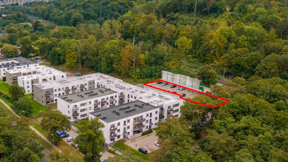 Obniżka ceny. Miejsce postojowe Park leśny Zdroje ul. Grabowa  - 2