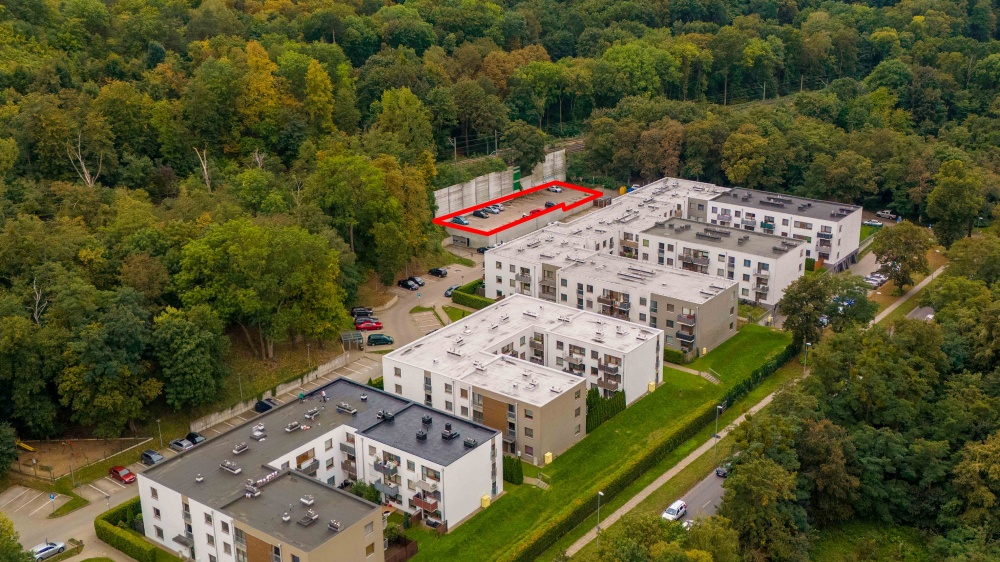 Taniej o 10.000 zł. Miejsce postojowe Park leśny Zdroje ul. Grabowa  - 3
