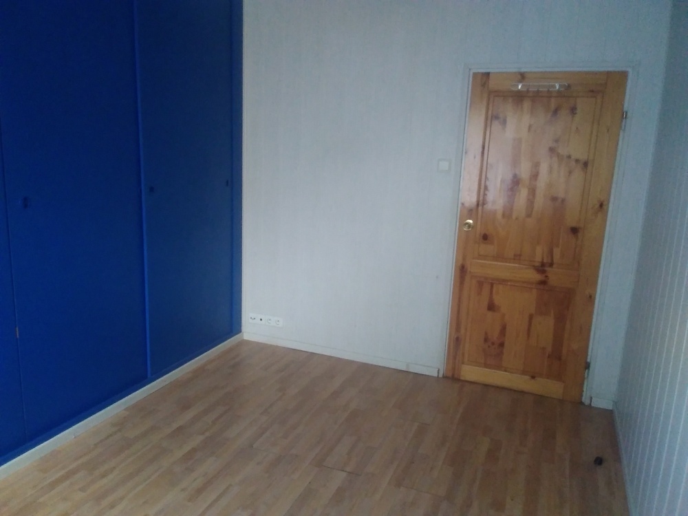 Mieszkanie na sprzedaż 3 pokoje - 7