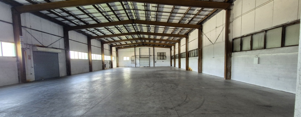 biurowiec z halą magazynową - 2