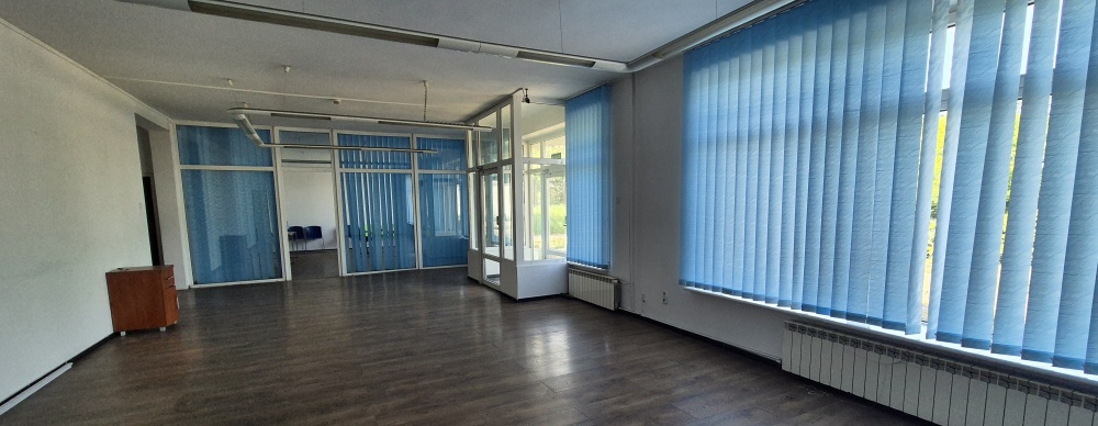 biurowiec z halą magazynową - 11