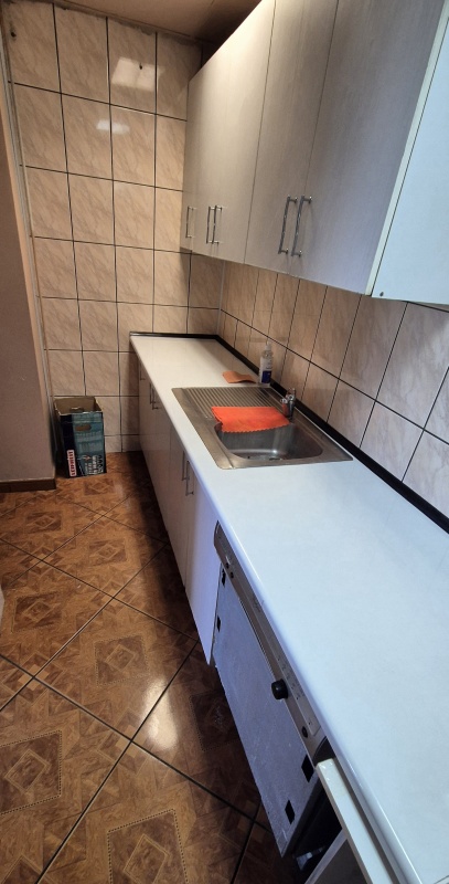 biurowiec z halą magazynową - 15