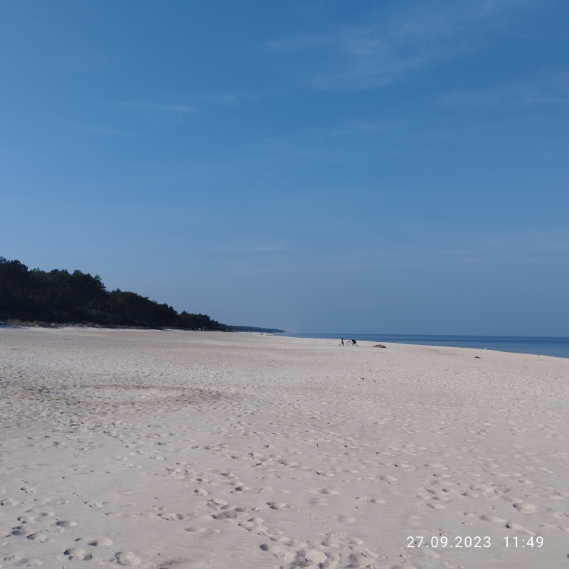 Zadbana działka na sprzedaż - 18