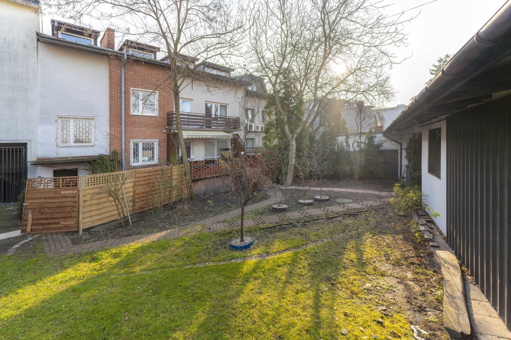 Najlepszy adres w Warszawie-Aleja Krakowska 115 i 115A - 4