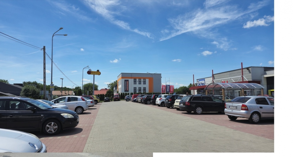  Gotowa Inwestycja w Jarosławiu: Nowoczesny Obiekt Komercyjny 576 m² z Najemcą i Potencjałem Rozbudowy - 4