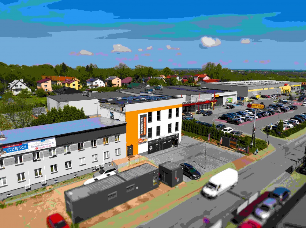  Gotowa Inwestycja w Jarosławiu: Nowoczesny Obiekt Komercyjny 576 m² z Najemcą i Potencjałem Rozbudowy - 1
