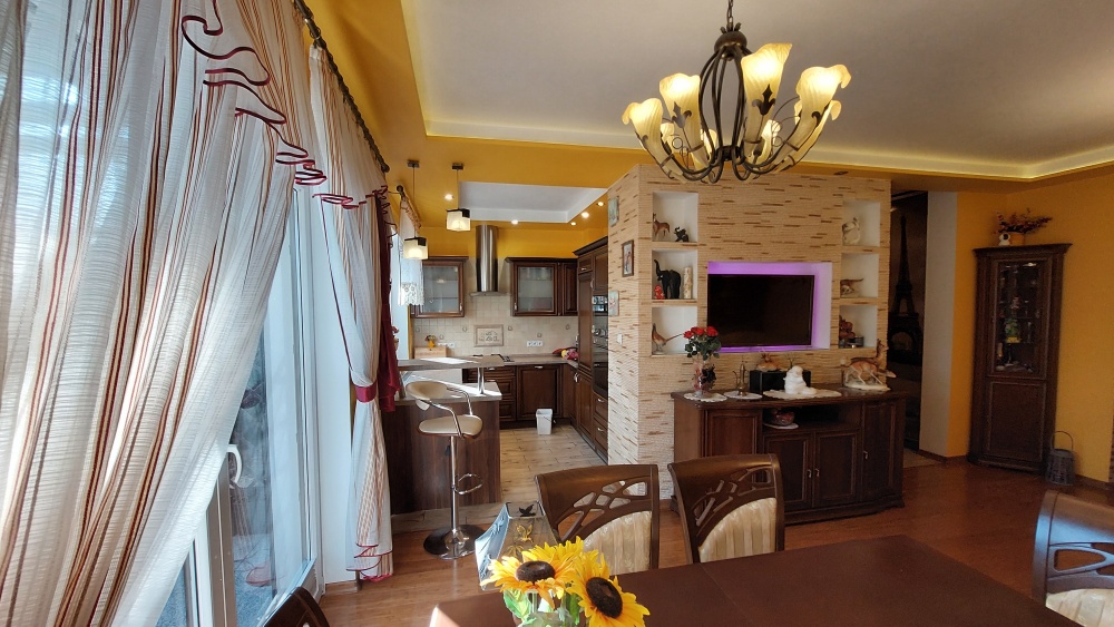 Gotowe mieszkanie 3-pokojowe z ogródkami, garaż z podjazdem - 1