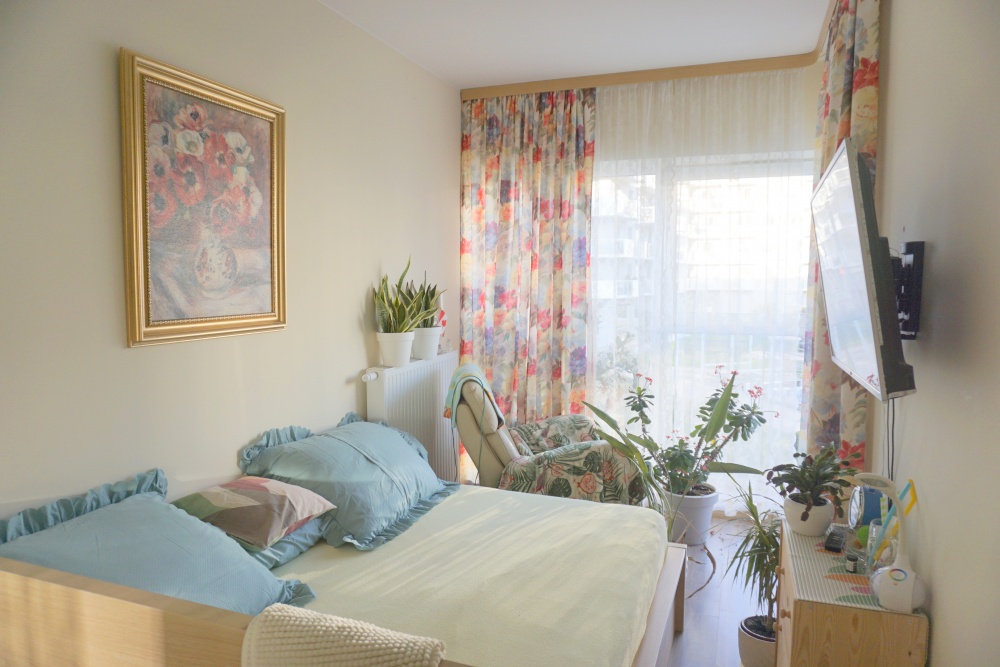 apartament dwu-poziomowy  , wysoki parter + I piętro, dwa tarasy, dwa parkingi , komórka usytuowany tuż  przy samej Odrze - 10