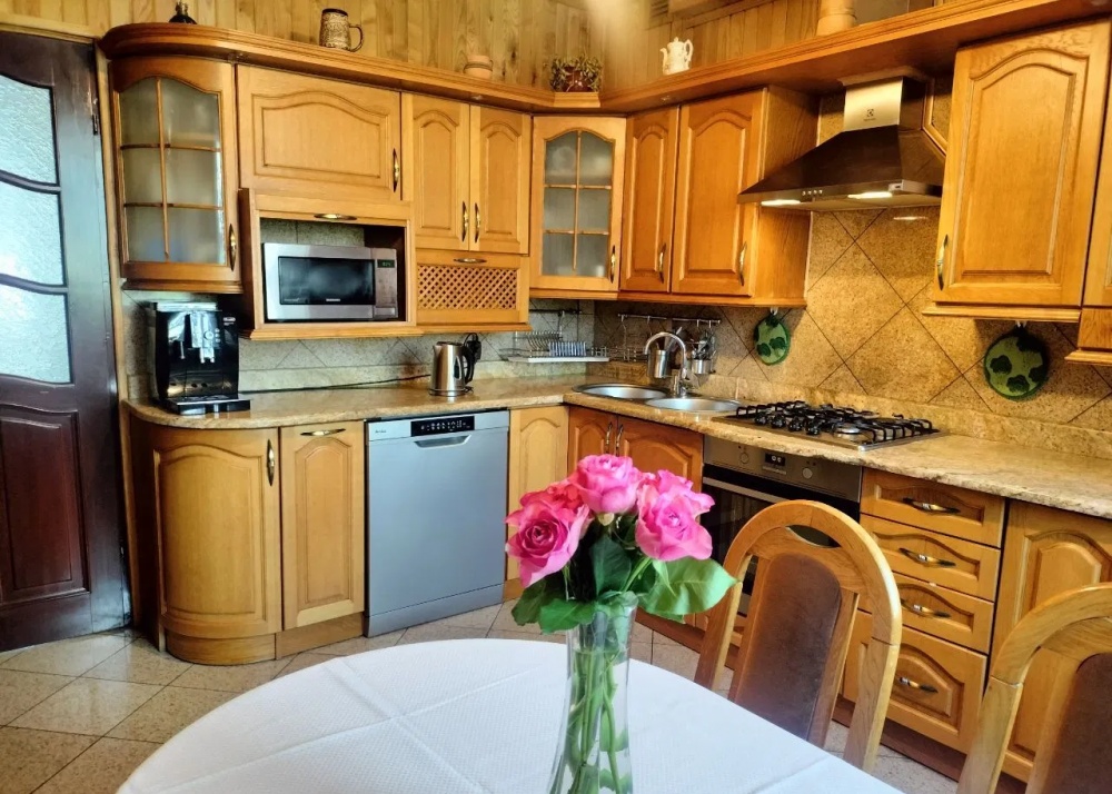 Bezpośrednio sprzedam/zamienię dom 184 m2 + bud użytkowy - 5