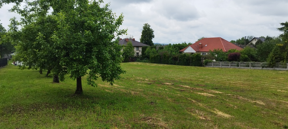 Działka na sprzedaż(BEZ POŚREDNIKÓW)- cicha, spokojna okolica na obrzeżach Krakowa. - 1
