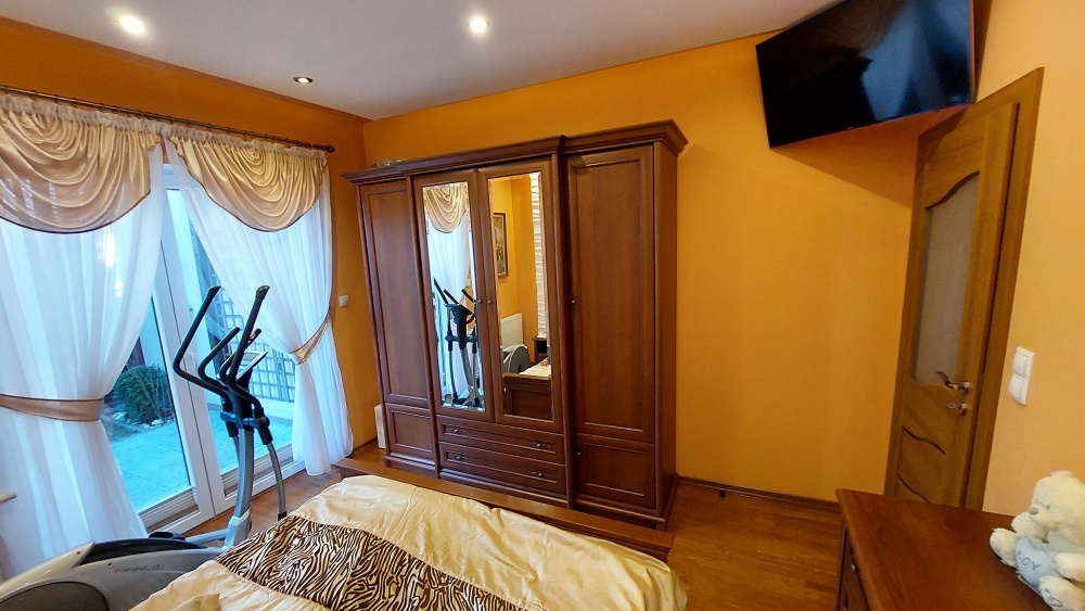 Gotowe mieszkanie 3-pokojowe z ogródkami, garaż z podjazdem - 8