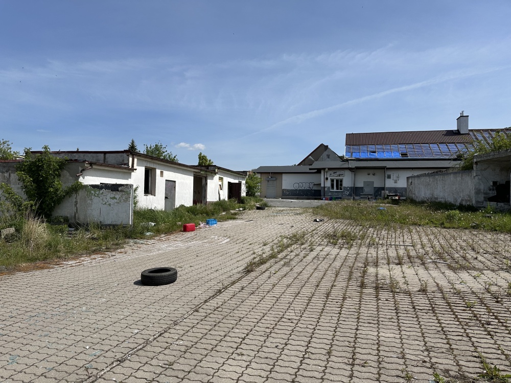 Sprzedam działkę przemysłową - Wałbrzych - 2