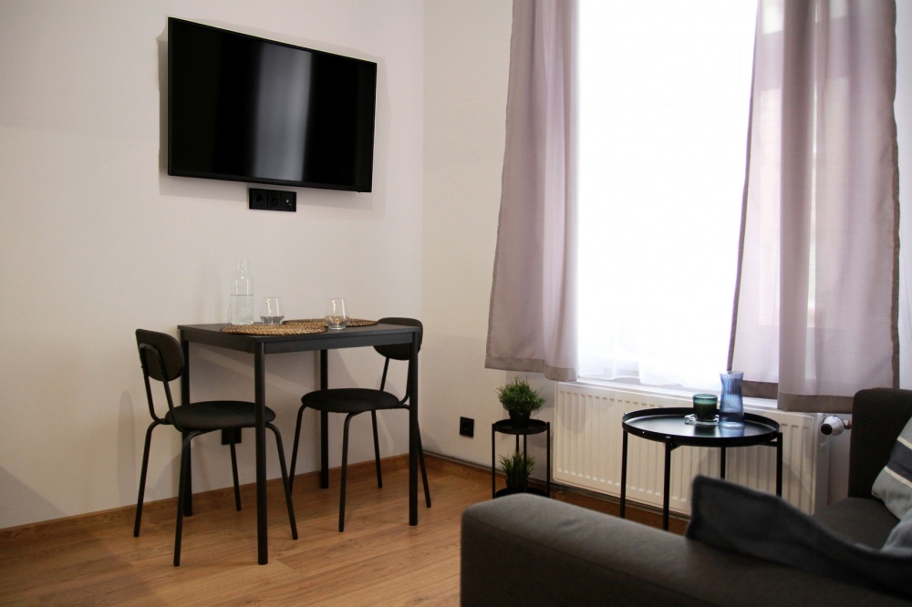 Mieszkanie inwestycyjne 2 x 2 pok. - po remoncie, wynajęte 100% - 7