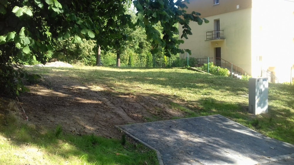 Uzbrojona działka budowlana 688 m2 - Nałęczów, strefa A, ścisłe centrum - 1