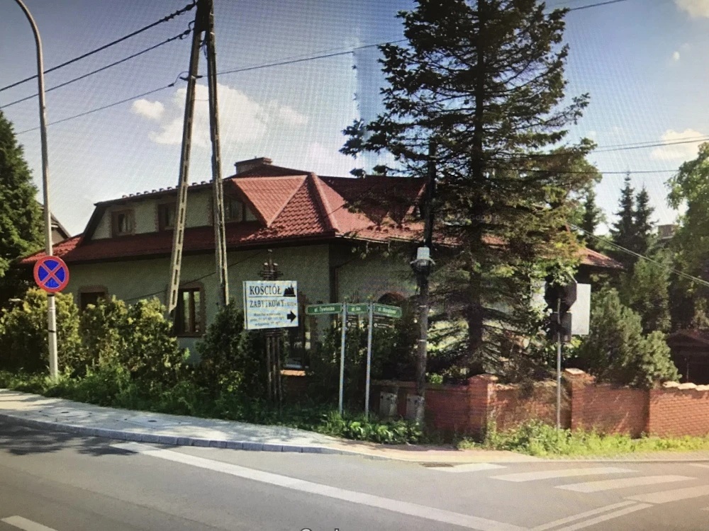 Sprzedam komfortowy dom z miejscem na działalność gospodarczą z pełnym wyposażeniem super cena za m 3100 zł - 11