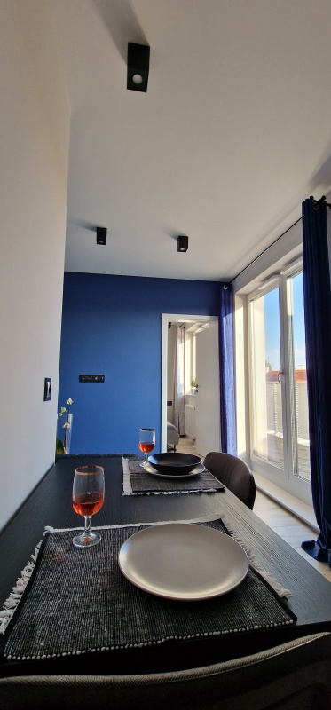 Nowy,2 pokojowy, 11m2 balkon, klimatyzacja, winda - 12