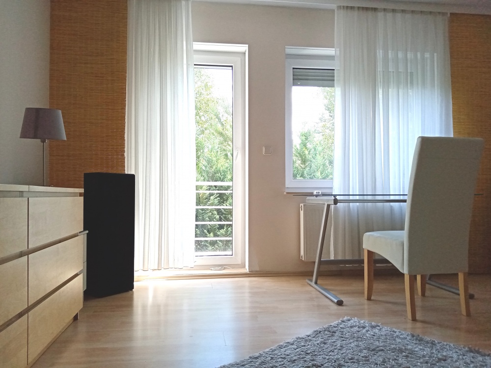 Sprzedam duży dom z potencjałem, 37 km. od centrum Warszawy w cichej i zielonej okolicy. - 12