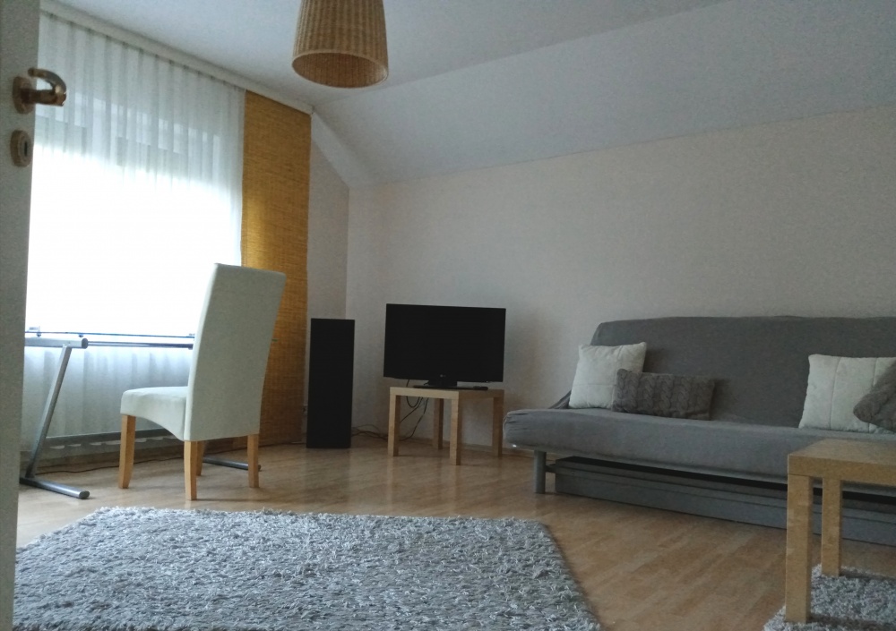 Sprzedam duży dom z potencjałem, 37 km. od centrum Warszawy w cichej i zielonej okolicy. - 13