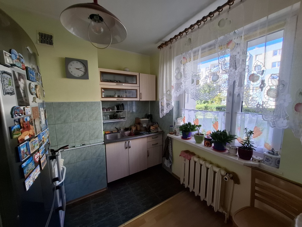Sprzedam mieszkanie na parterze,2 pokoje,balkon - 1