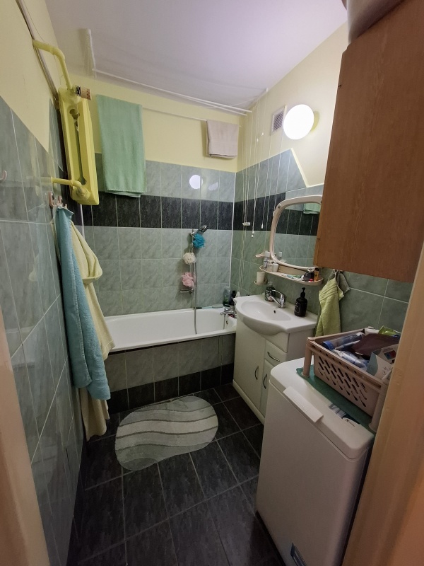 Sprzedam mieszkanie na parterze,2 pokoje,balkon - 9