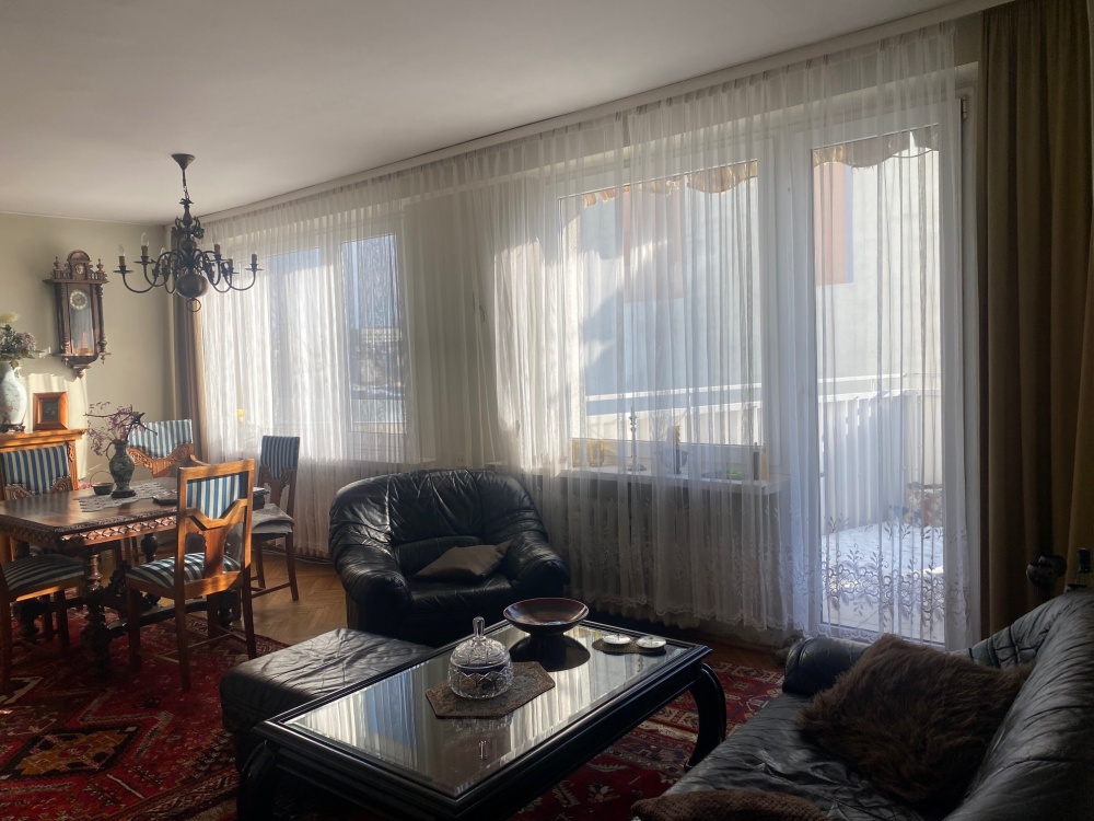 Gdynia Centrum ul.Starowiejska 3pok. 71m2 miejsce parkingowe - 1