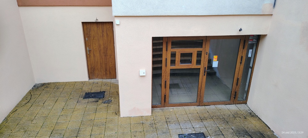 Lokal Usługowo-Handlowy 650 m2+Mieszkanie+Dom+Dwie działki obok Siebie - 8