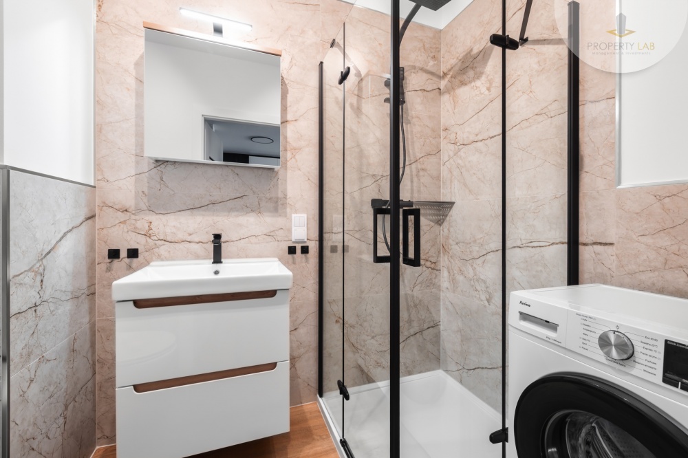 Do wynajęcia atrakcyjne 2-pokojowe mieszkanie z balkonem - 7