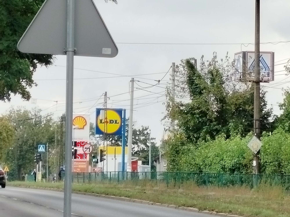 dwa mieszkania w domu jednorodzinnym  łącznie 120m2 plus 500m2 gruntu - 15