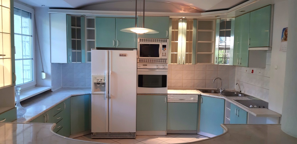 Szeregowy, 5 pokoi, ciche miejsce - 12