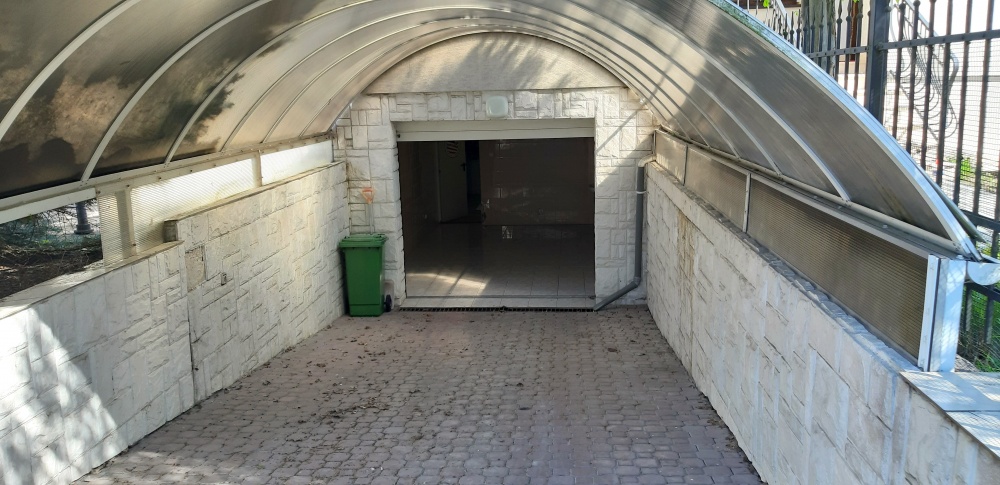 Szeregowy, 5 pokoi, ciche miejsce - 17