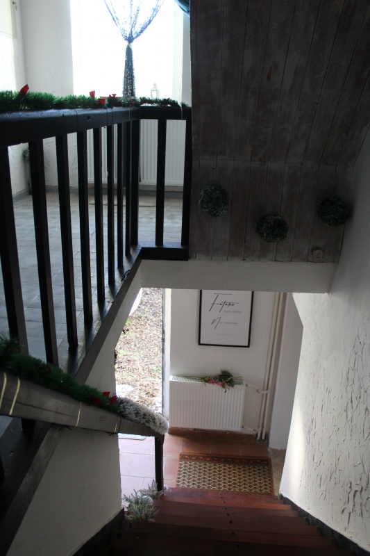 Dom w dobrej lokalizacji z działką - 2