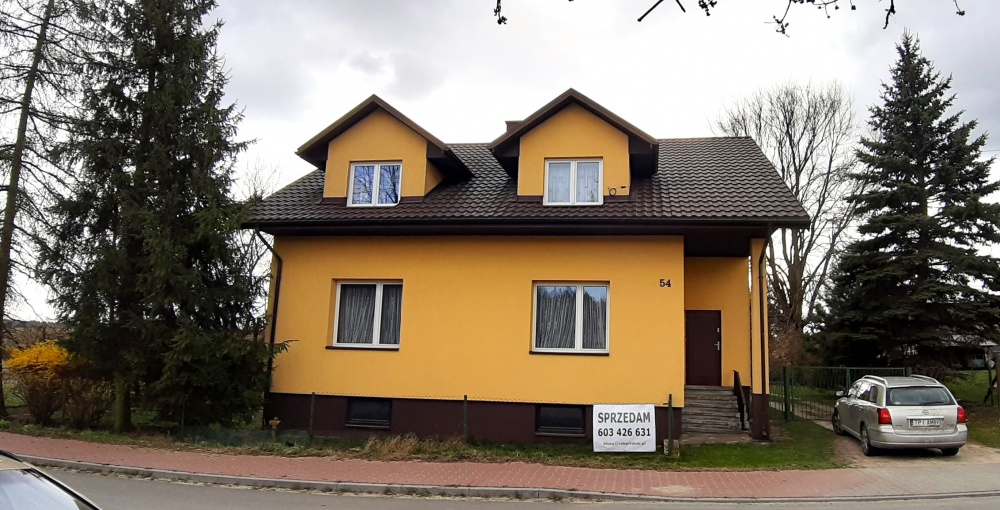 Dom i budynek gospodarczy - 0