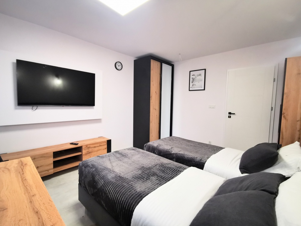 Pokoje Piła Do Wynajęcia Kwatera Stancja Centrum TV Pełne Wyposażenie Premium - 7