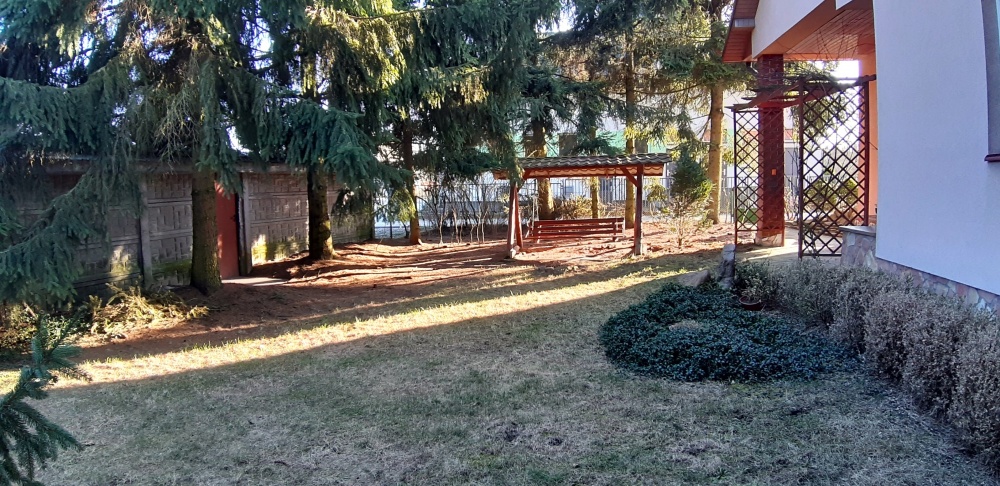 Mały bliźniak, z garażem, nad zalewem.  - 3