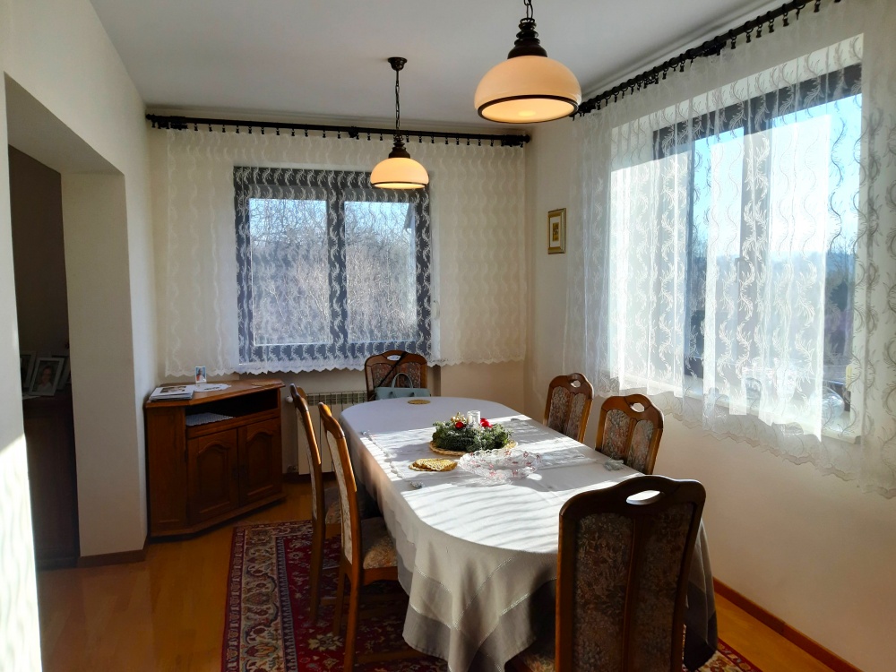 Duży, zadbany, do wprowadzenia - 17