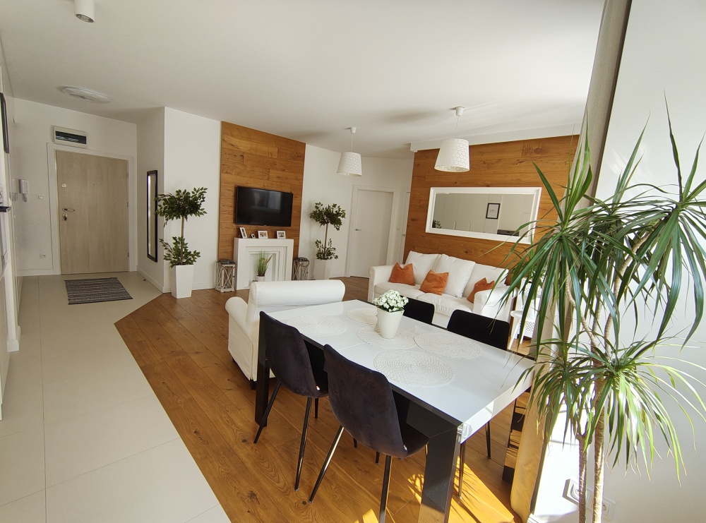 Ładne mieszkanie  z ogródkiem - 1