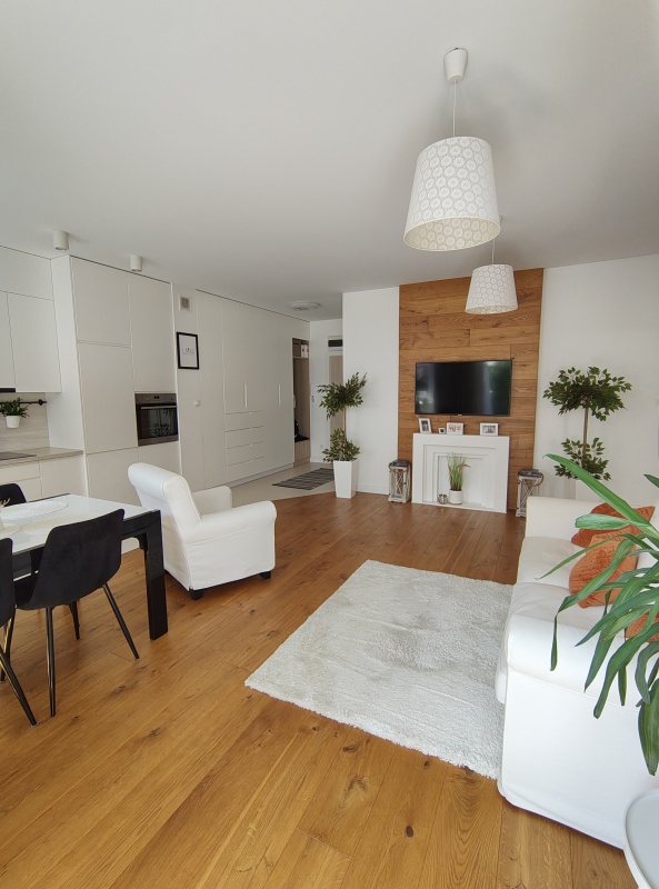 Ładne mieszkanie  z ogródkiem - 2