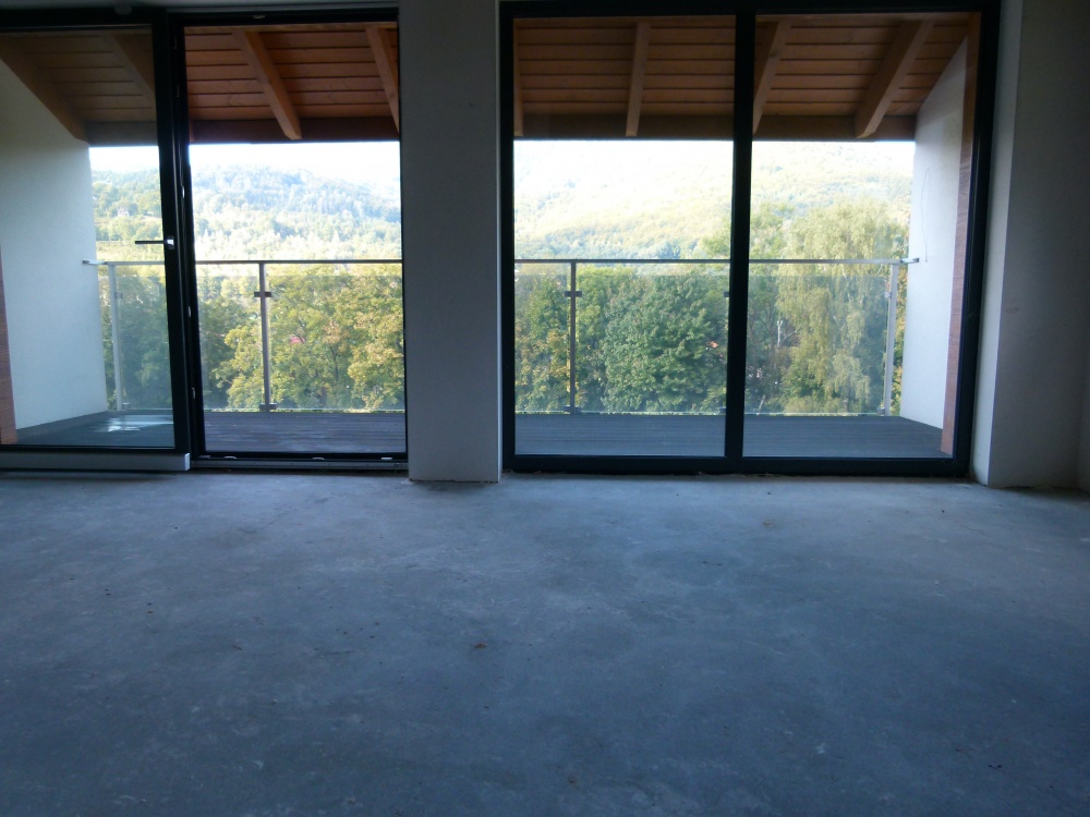 Sprzedam segment w zabudowie szeregowej plus dodatkowo działka 1000m. - 3