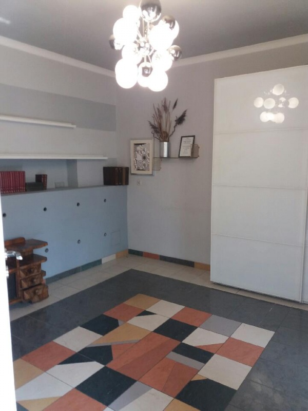  Sprzedam obszerny parterowy dom pod miastem- cena do negocjacji ! - 6