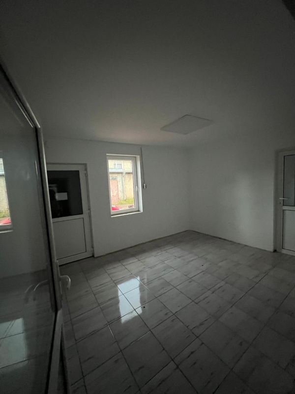 Lokal użytkowy 212m2,  bezczynszowy, klimatyzacja - 10