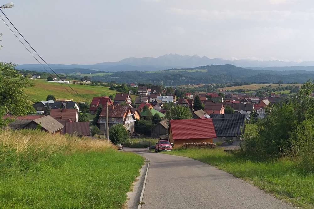 Działka budowlana z panoramicznym widokiem na okolicę i Tatry. - 8