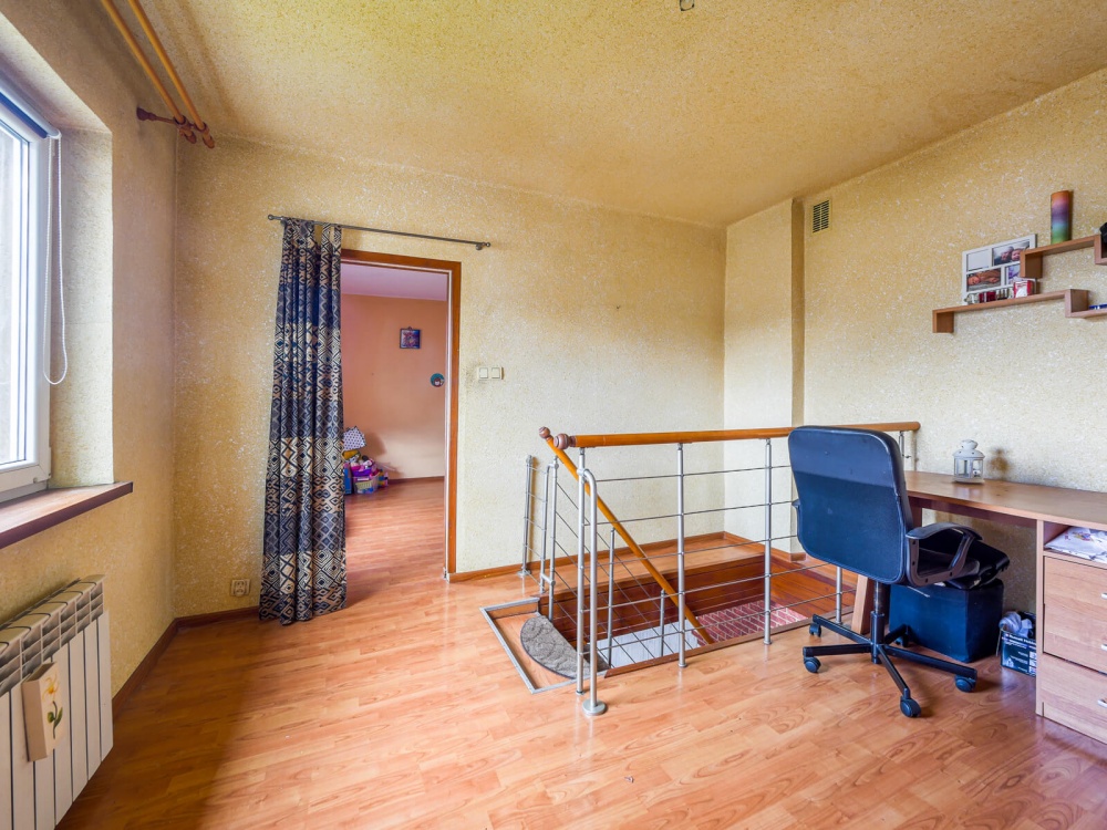 duży DOM z lokalem użytkowym Inwestycja - 2