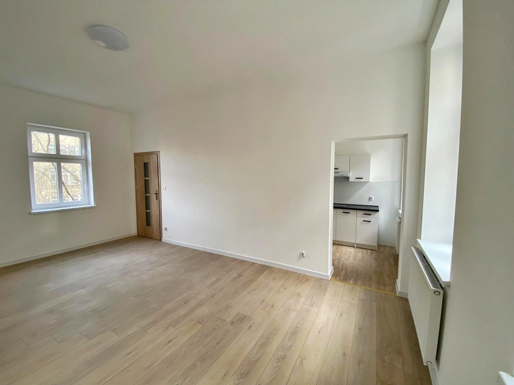 Kawalerka na wynajem - Zabrze - 2