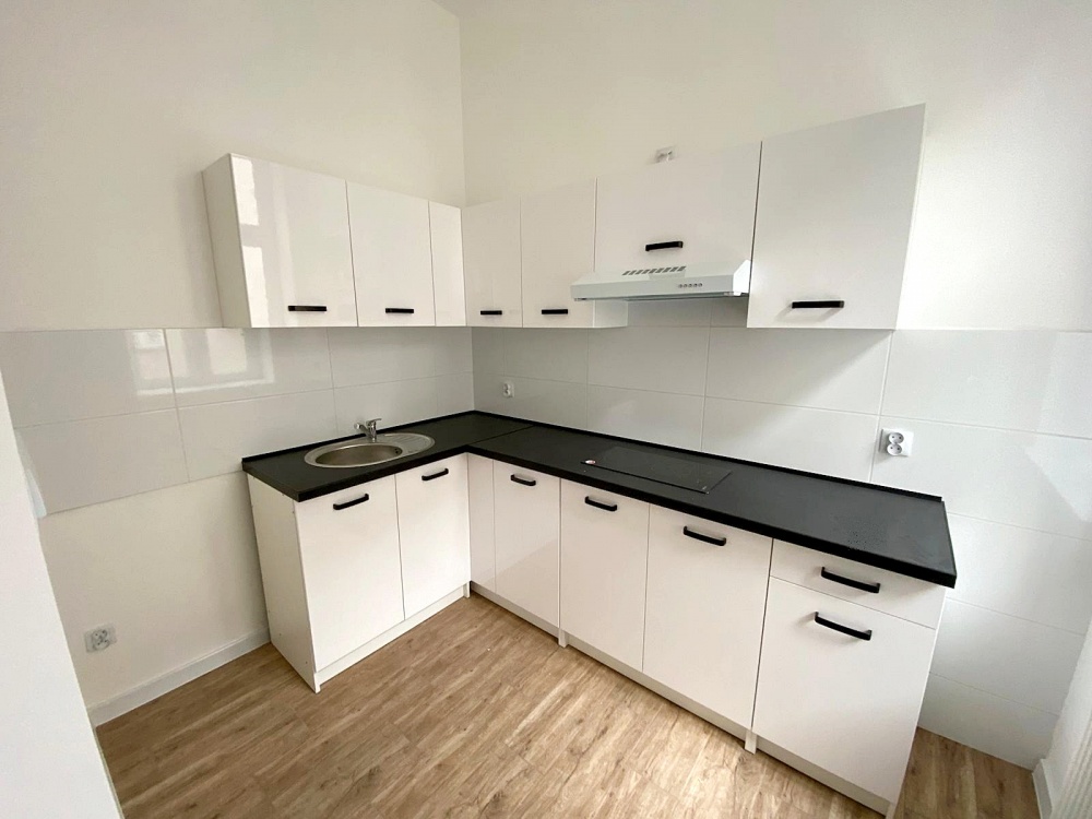 Kawalerka na wynajem - Zabrze - 4