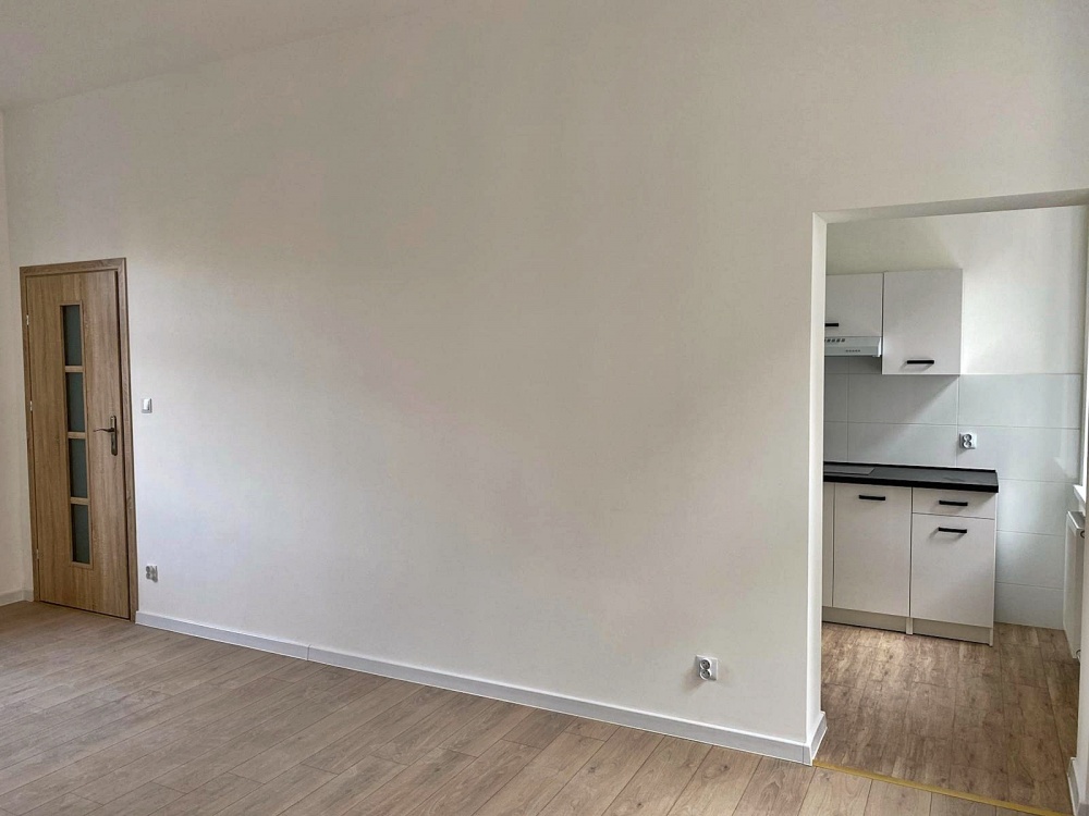 Kawalerka na wynajem - Zabrze - 3