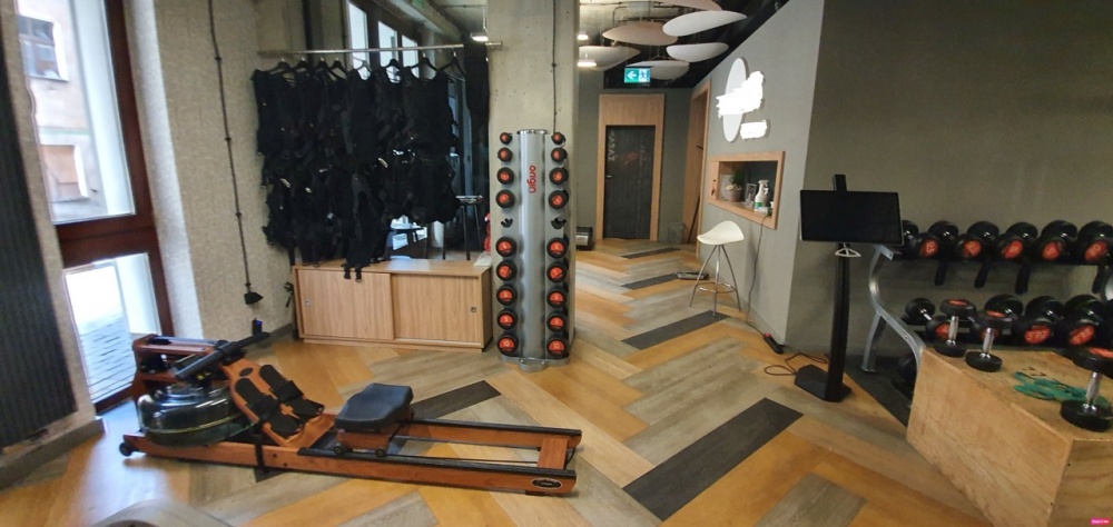 Lokal usługowy 114,14 m² Wejście z ulicy Tylne Chwaliszewo, Poznań - 1