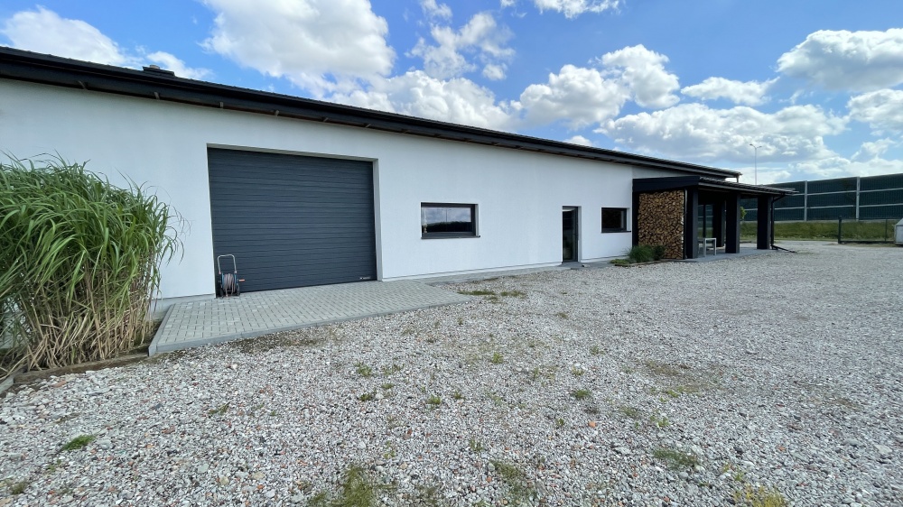 Nowoczesny budynek handlowo-magazynowy 432m2.Blisko S19 - 1