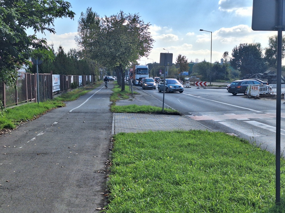 Wynajem budynku administracyjnego a działka przemysłowa – ul. Portowa, Gliwice (okolice zakładu motoryzacyjnego) - 4