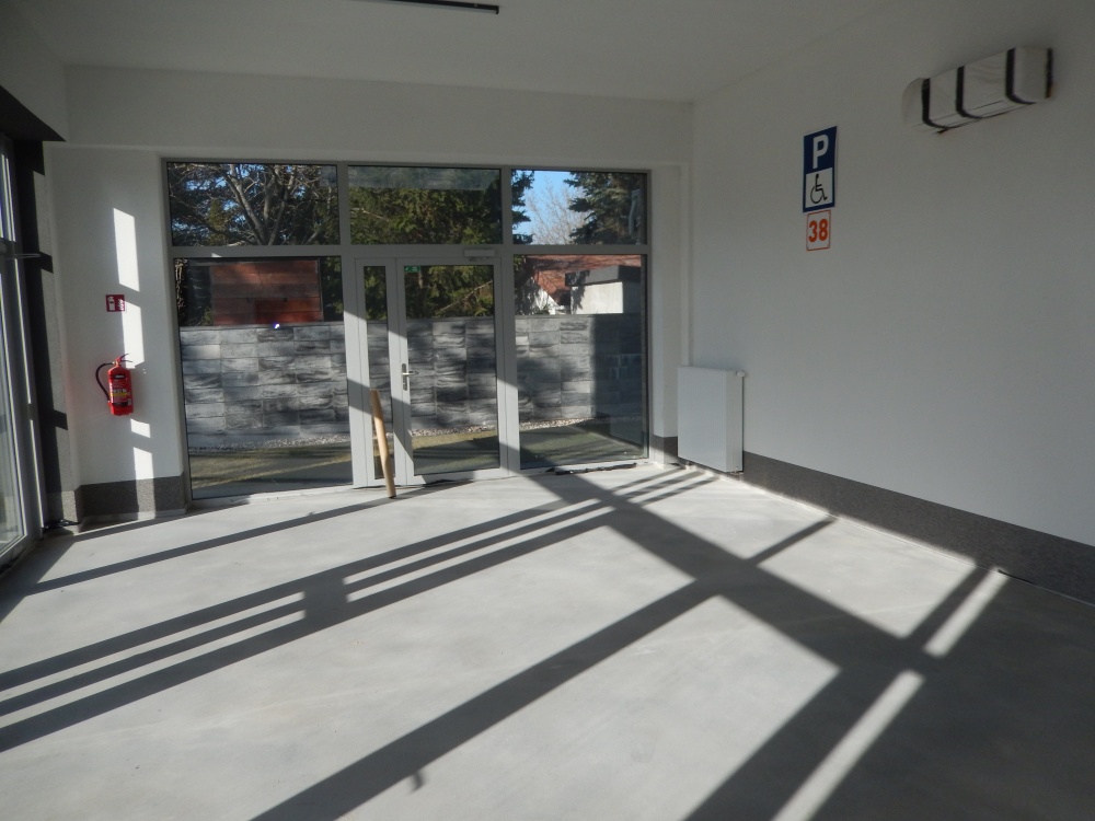 Wynajmę nowy lokal usługowy - 11